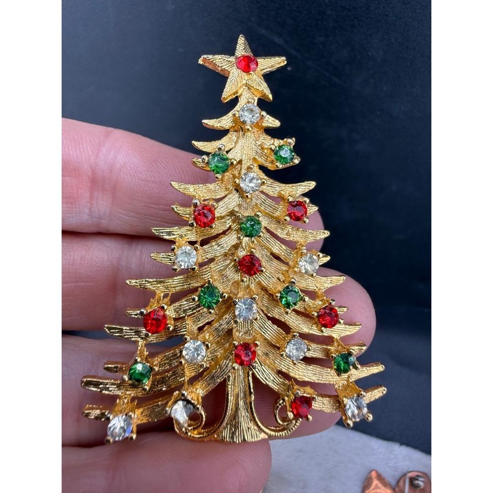 Vintage Gold Tone Brooch Lot Flower‎ Lighthouse Chicken Christmas - Picture 8 of 12
